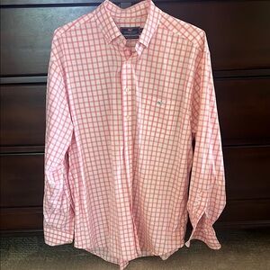 Men’s Vibeyard Vines button downs